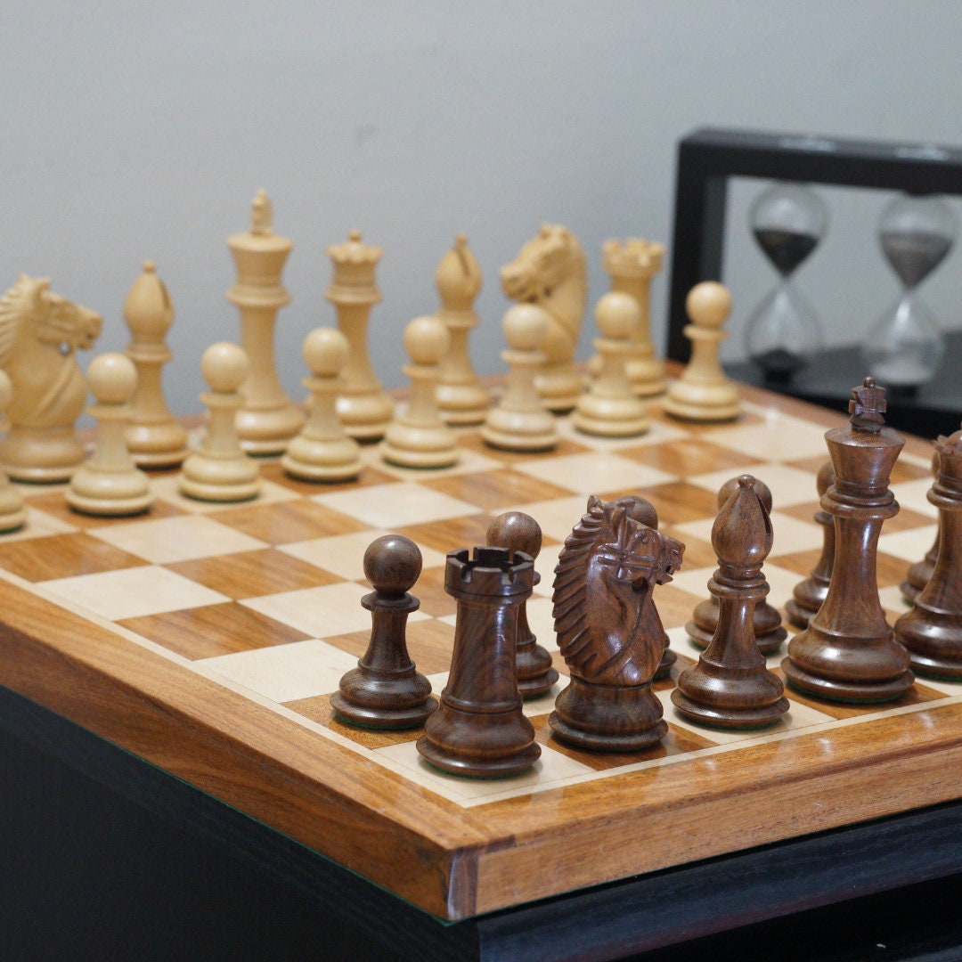 Rio Staunton Style Chess Pieces, Biggy Knight Chess Set, Triple Weighted, King Height 4" - Chess'n'Boards