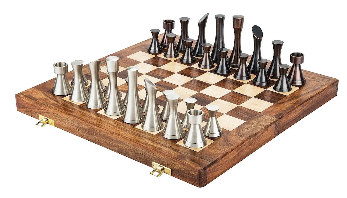 Hermann Ohme Minimalist style Chess Pieces: A Modern Classic - Chess'n'Boards