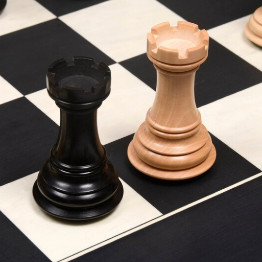 The Ruffian American Series Staunton Pièces d'échecs triples lestées en buis/buis ébonisé – King de 12,2 cm