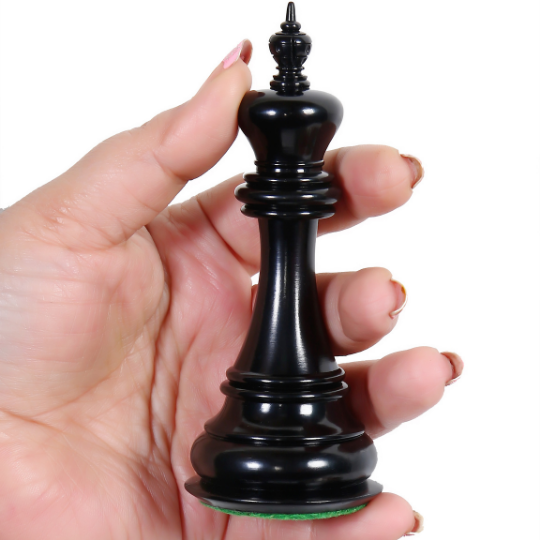 The Ruffian American Series Staunton dreifach gewichtete Schachfiguren aus Ebenholz/Buchsbaum – 4,8" King