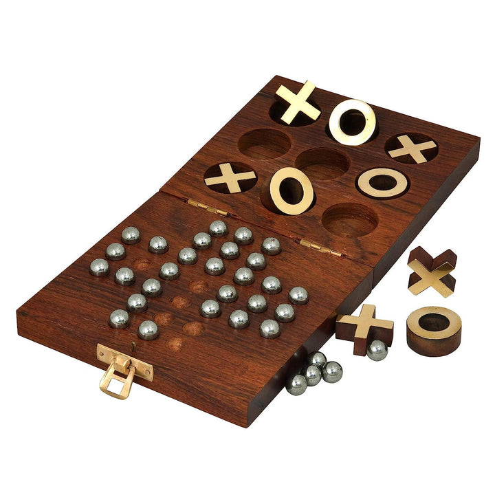 Zwei-in-eins-Tic-Tac-Toe- und Solitaire-Brettspiel aus Holz