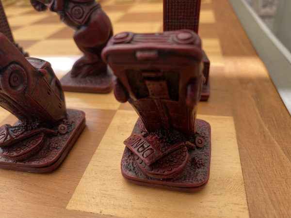 New York Themed Chess Set- Berkeley's Themed Chessmen- Red