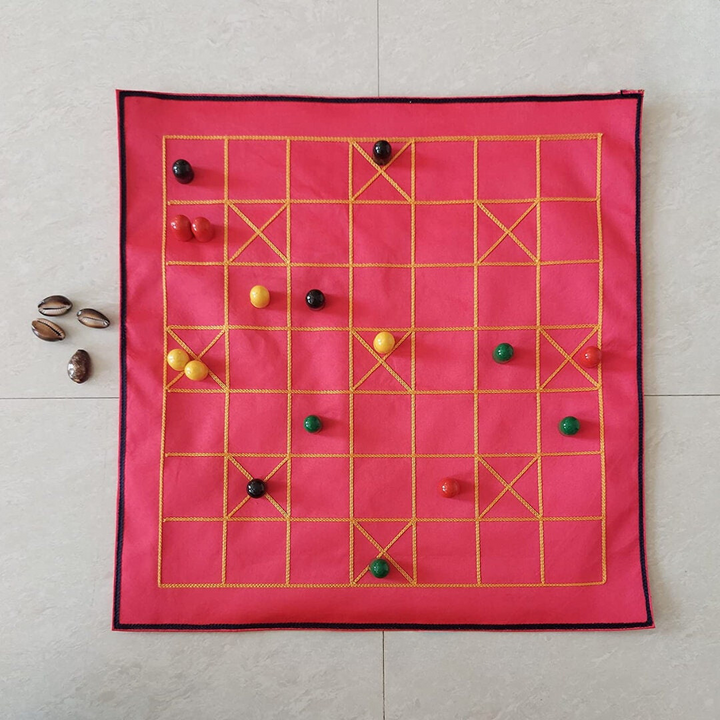 Ashta Chamma, Chowka Bara, Katta Mane, Taayam Ludo Brettspiel