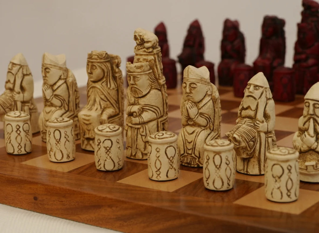 Medieval Chess Pieces-Berkeley Themed Chessmen -Cardinal Red - Chess'n'Boards