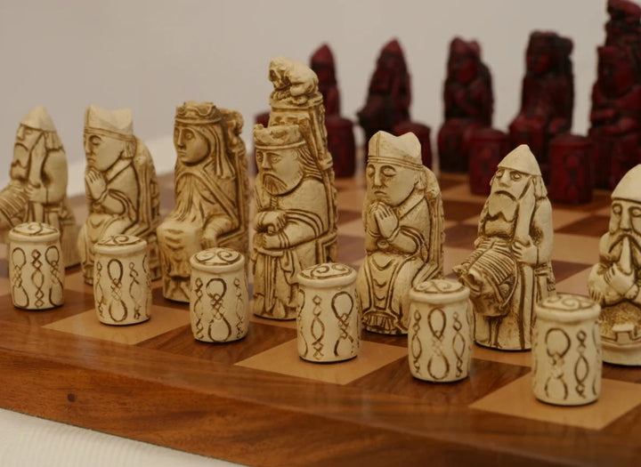 Medieval Chess Pieces-Berkeley Themed Chessmen -Cardinal Red - Chess'n'Boards