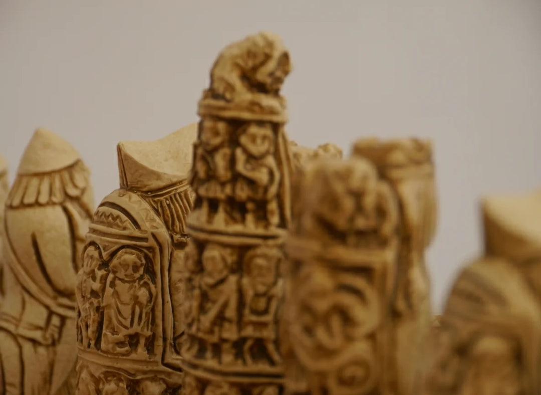 Medieval Chess Pieces-Berkeley Themed Chessmen -Cardinal Red - Chess'n'Boards
