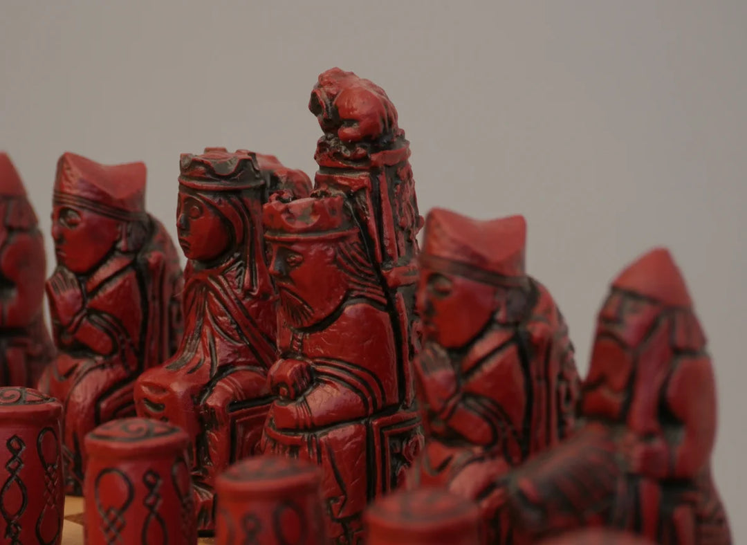 Medieval Chess Pieces-Berkeley Themed Chessmen -Cardinal Red - Chess'n'Boards