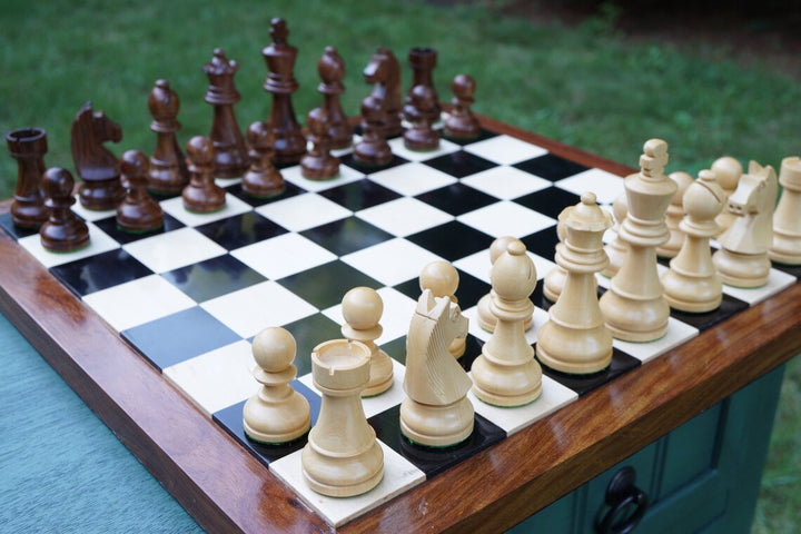 Chess set | German Knight Tournament Chess Pieces with Ebony Chessboard