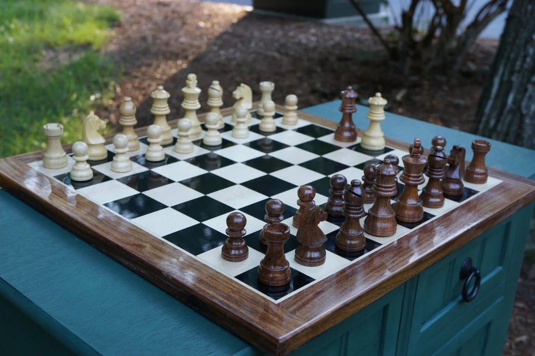 Magnetic Flat Chess Board with Sheesham German Knight Chess Pieces and a Leatherette Case