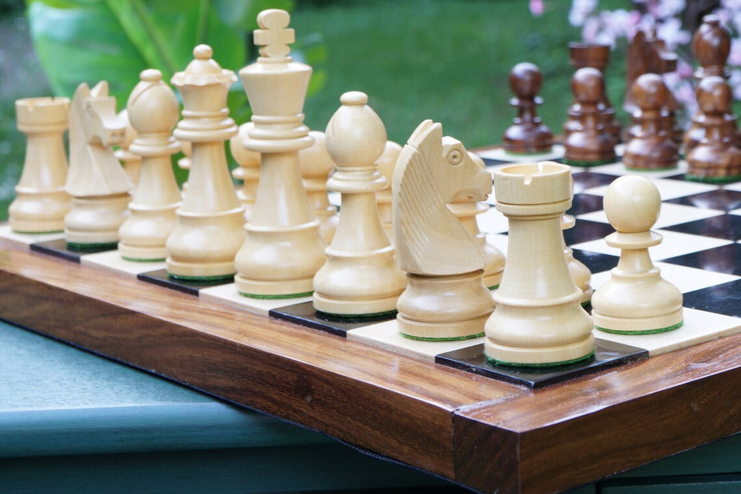 Chess set | German Knight Tournament Chess Pieces with Ebony Chessboard