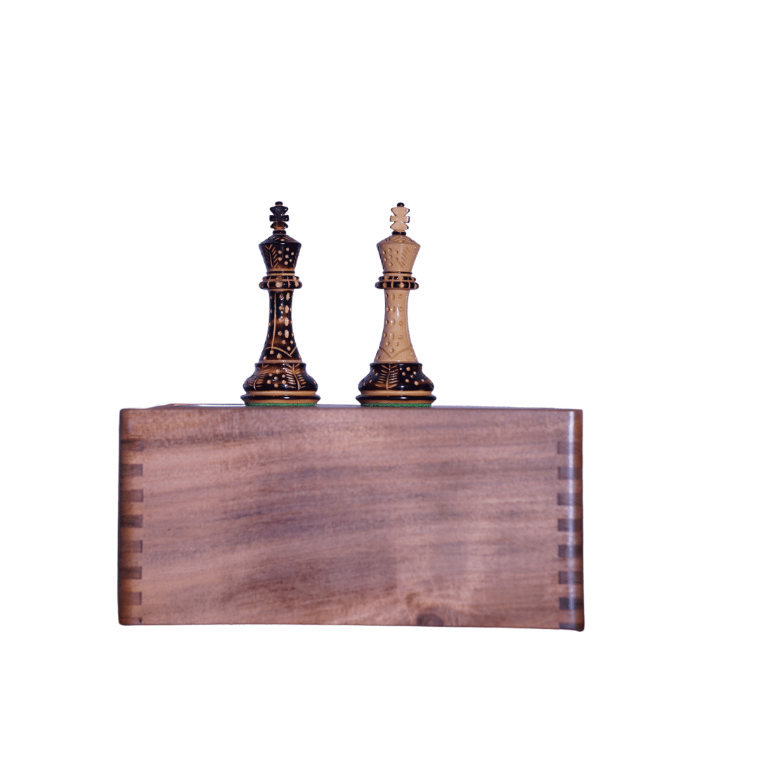 Tournament Chess Storage Box with Burnt British Staunton Series Chess Pieces - Chess'n'Boards