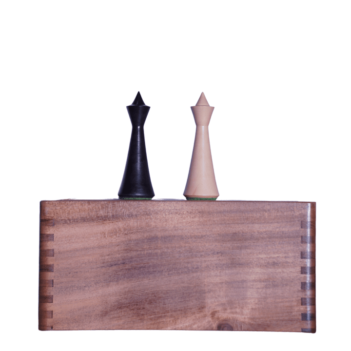 Tournament Chess Storage Box with Hermann Ohme Minimalist Chess Pieces - Chess'n'Boards
