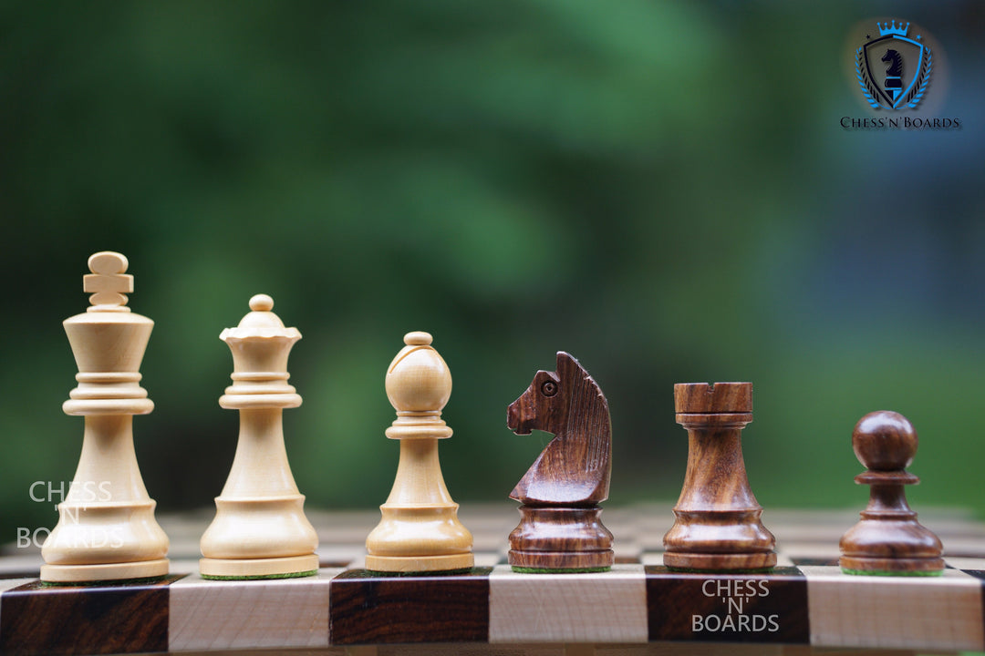 German Knight Staunton Chess Set with Ebonized & Boxwood Pieces - 3.75  King - The Chess Store