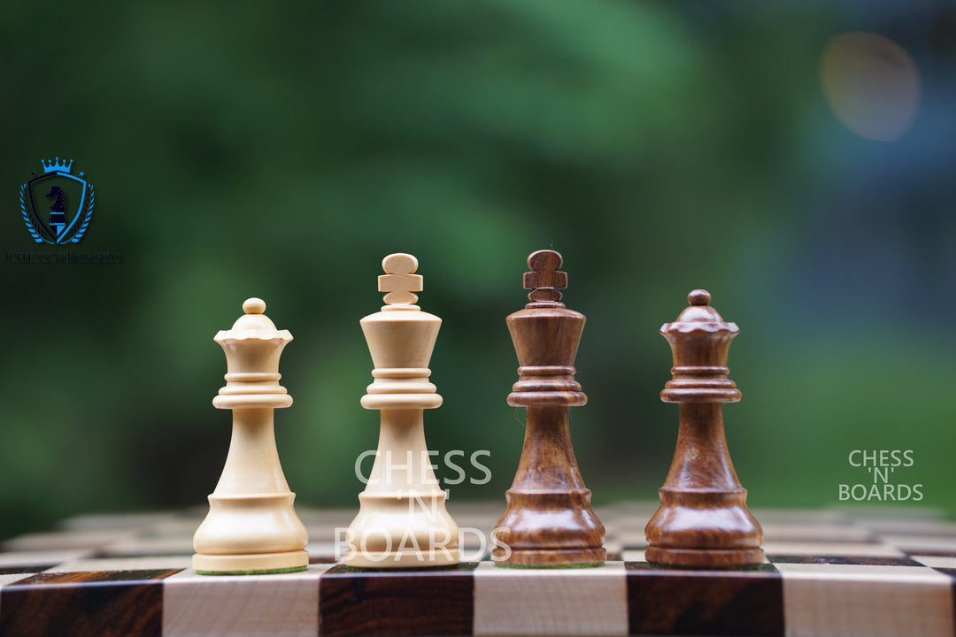 German Knight Staunton Chess Set with Ebonized & Boxwood Pieces - 3.75  King - The Chess Store