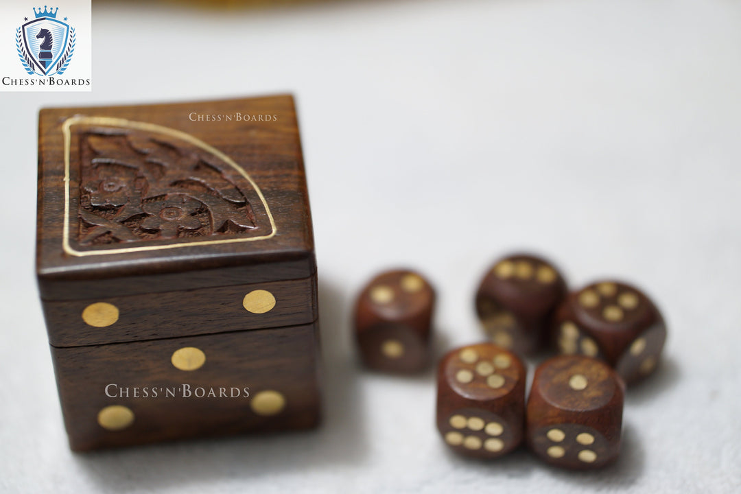 Wooden Dice Box | Handcrafted Box and 5 Dice Set - Chess'n'Boards