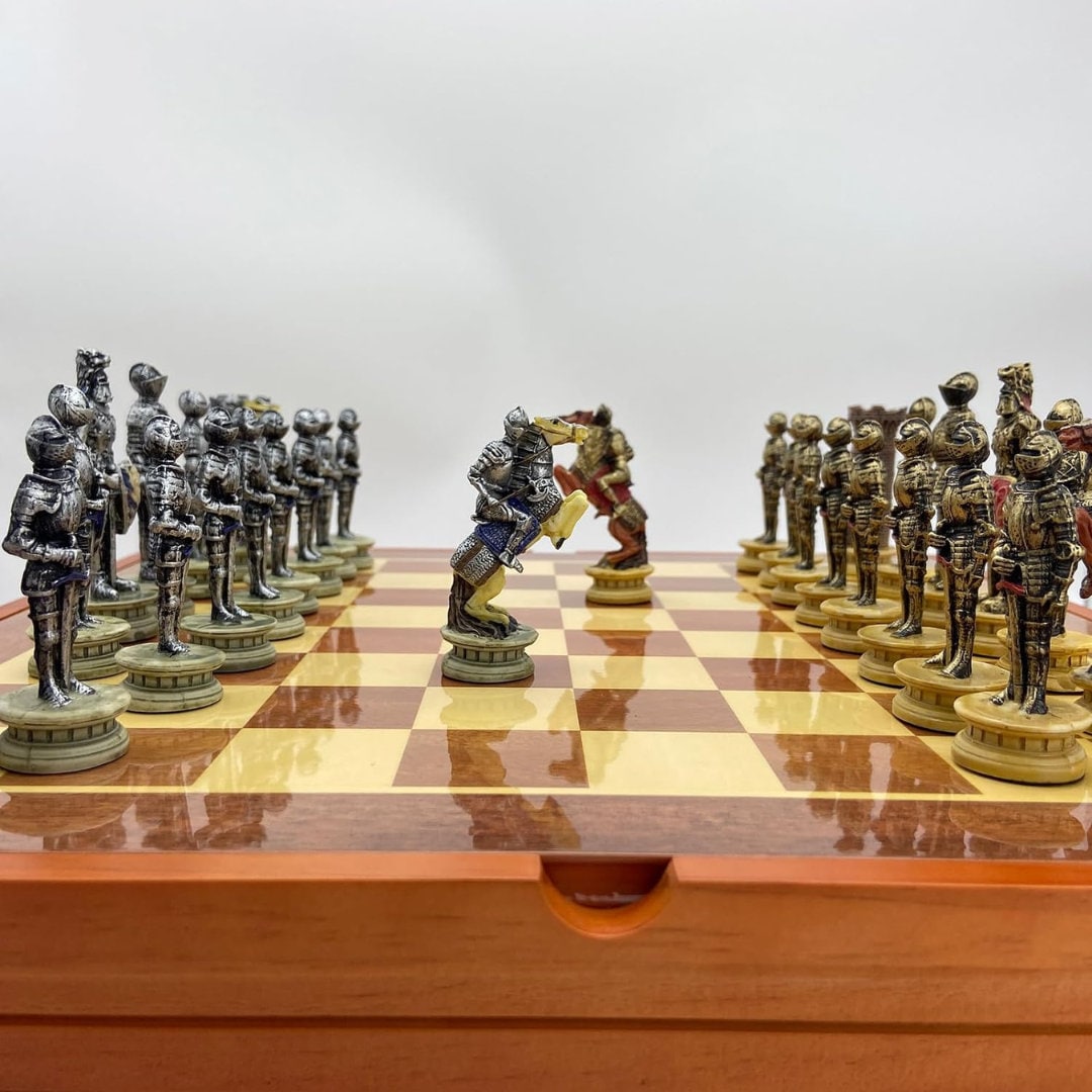 Medieval Knights Theme Resin Chess Pieces